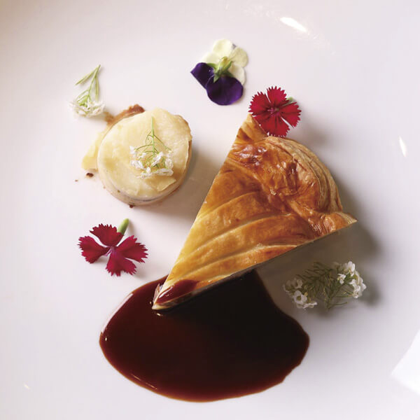 シェ・ヨシ（しあわせ創庫）のお料理について