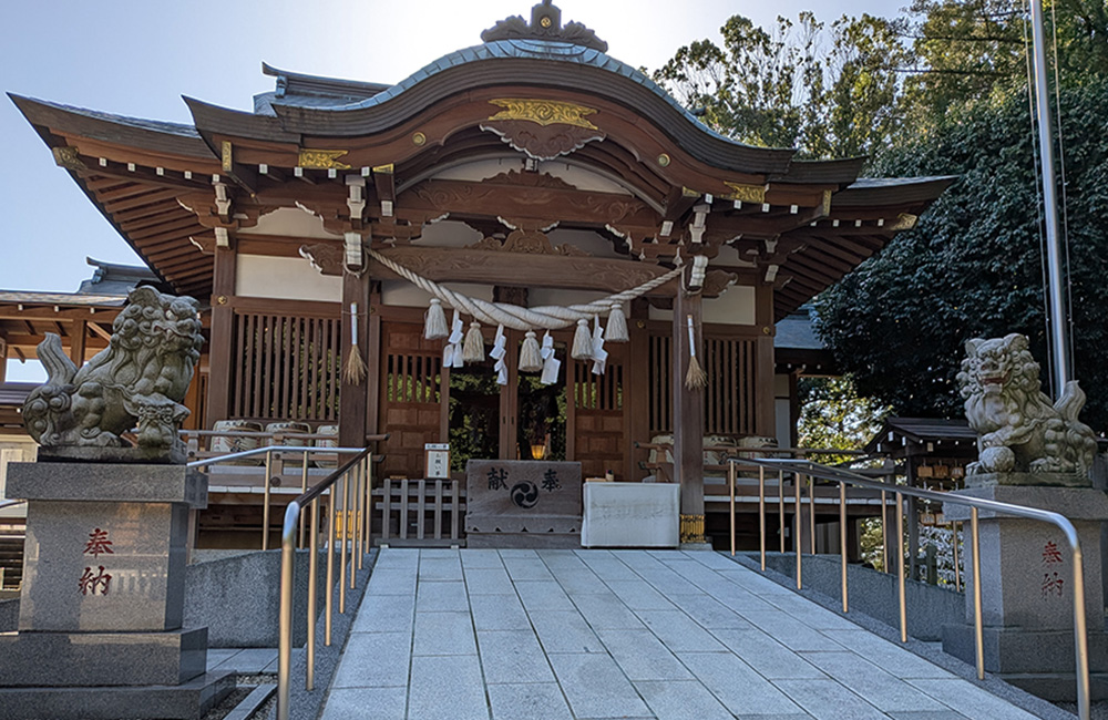 神鳥前川神社