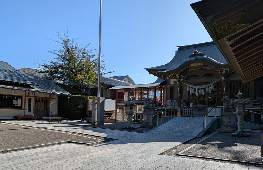 神鳥前川神社