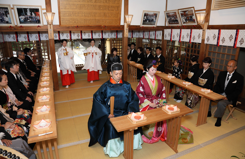 空鞘稲生神社