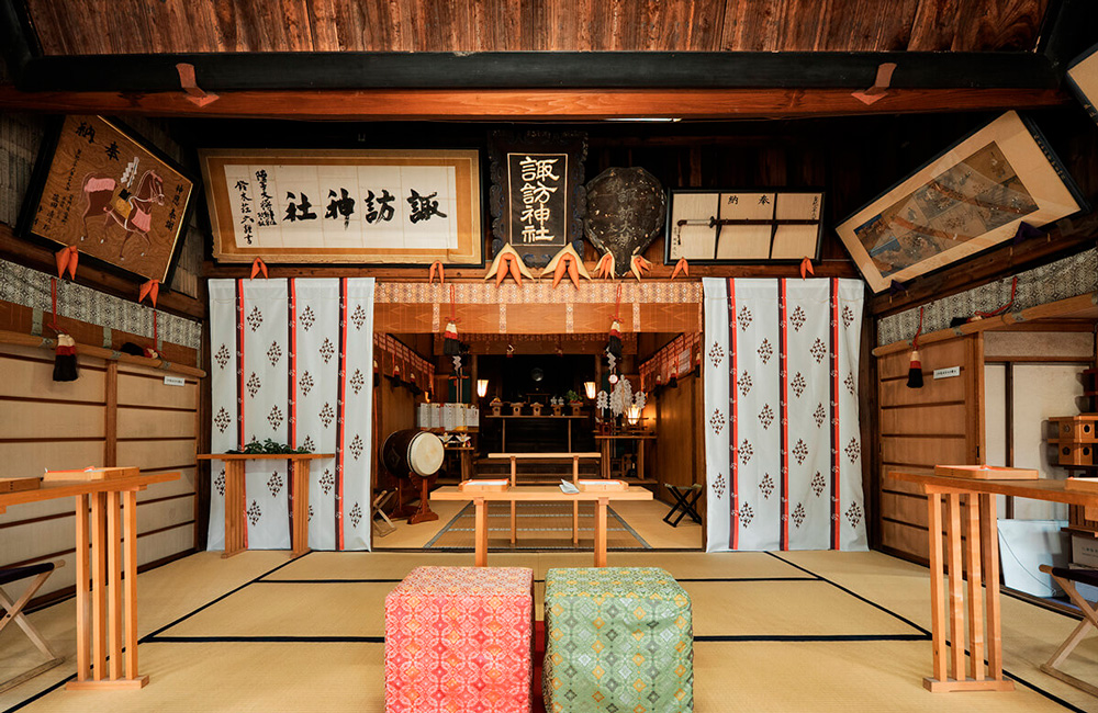 寄居諏訪神社
