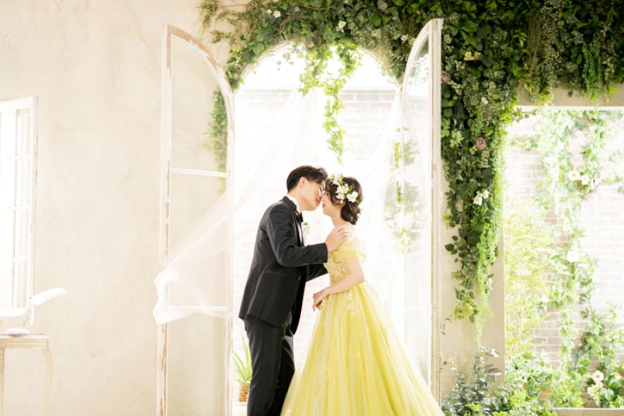 多数の撮影スポット　チャペル・屋外・スタジオなど、イメージに合った会場をお選びいただけます