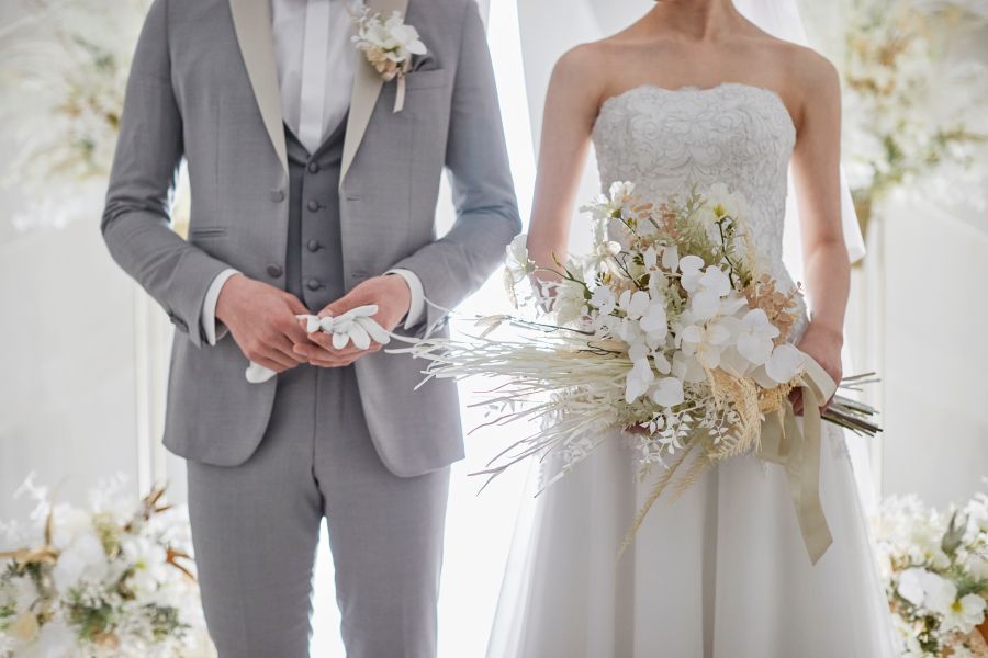 【豊富な衣装ラインナップ】　洋装・和装ともに充実の品揃え。 新作衣装も続々入荷中！