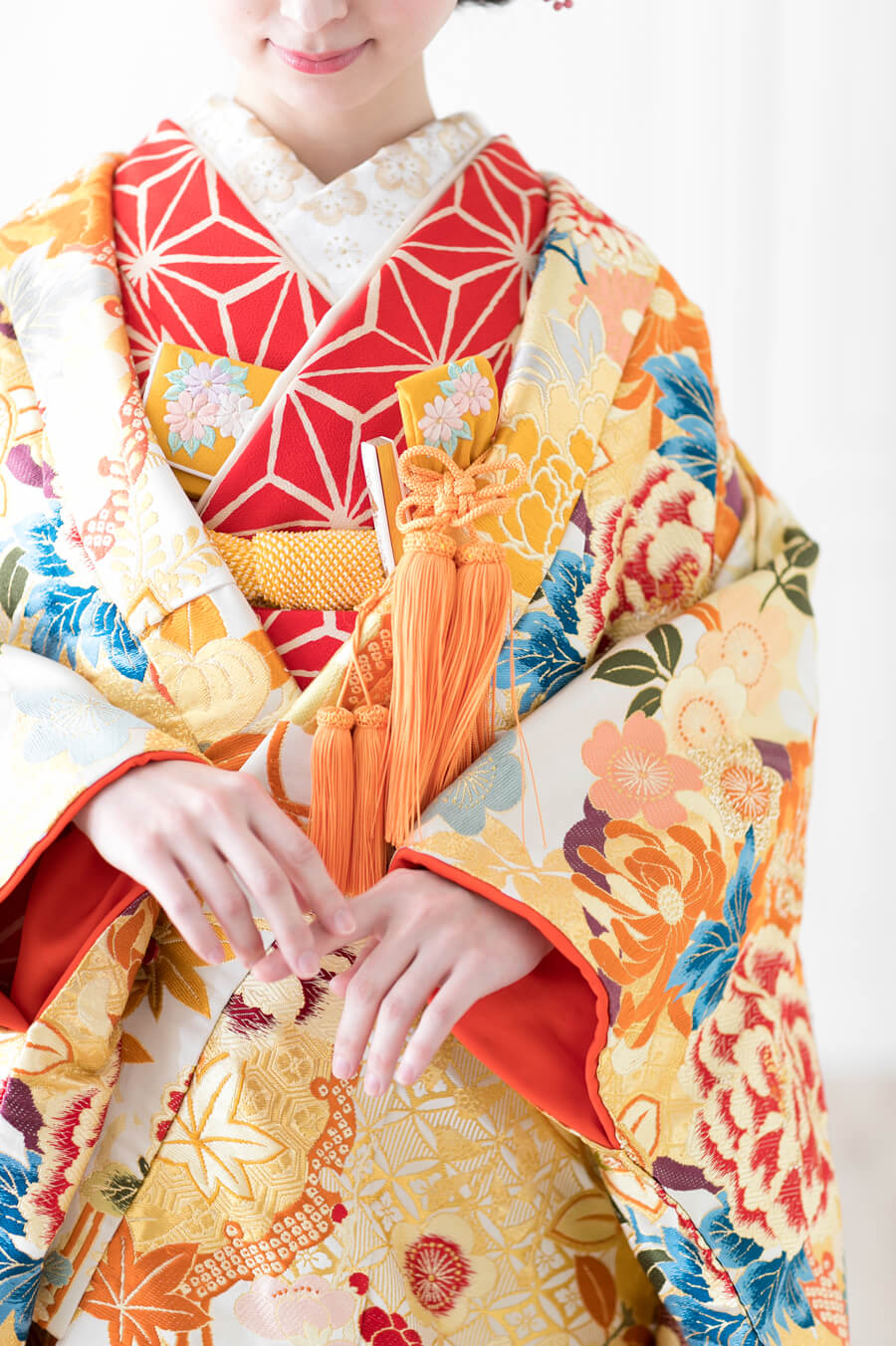 桃山花灯り(色打掛)